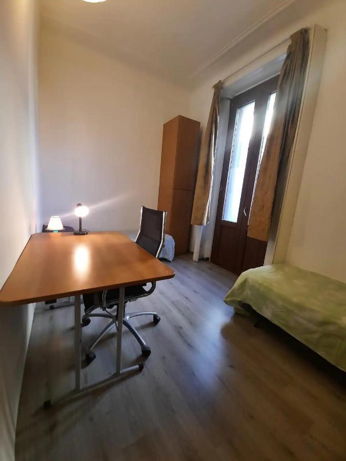 Private Room In A Quiet Apartment In The City Center Milano Dış mekan fotoğraf